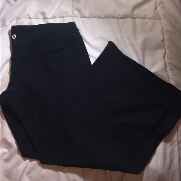 Lululemon yoga pants